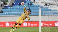 Tampil Apil 2 Laga Sebelumnya, Kiper Arema Target Clean Sheet Lawan Bhayangkara FC di BRI Super League