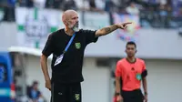 Persebaya Main Buruk di BRI Super League, Eduardo Perez Ogah Tanggapi Kritik
